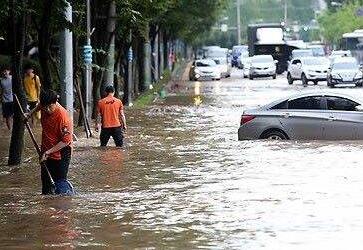 韩国首都圈遭受暴雨侵袭造成人员伤亡